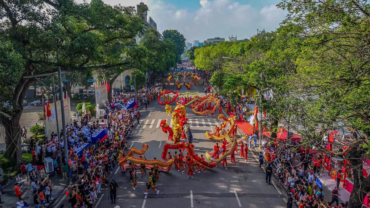 Khai thác đặc sản mùa thu Hà Nội