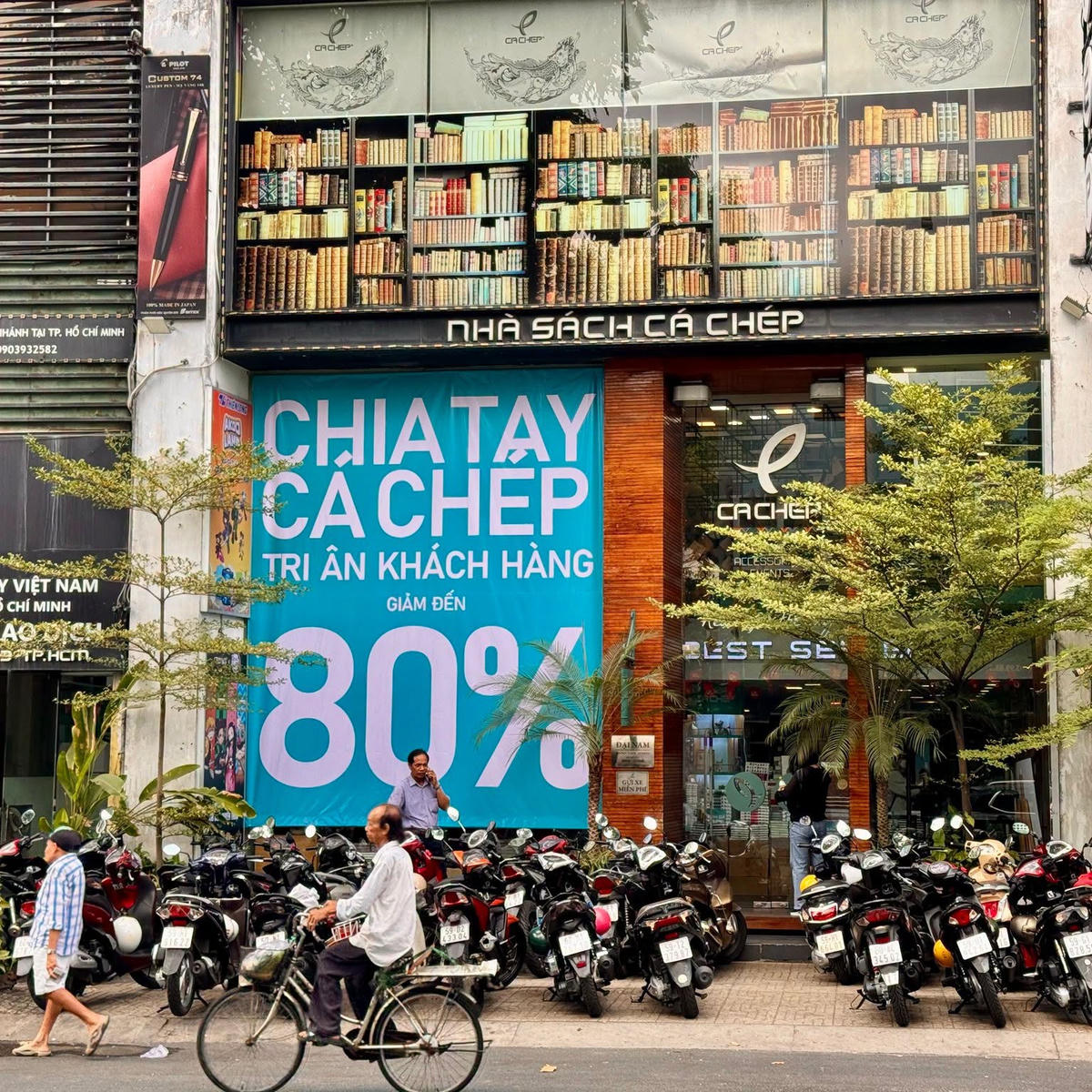 Chuỗi Nhà sách Cá Chép đã đóng cửa cơ sở cuối cùng tại phố Võ Văn Tần (TPHCM) và trung tuần tháng 6/2026.