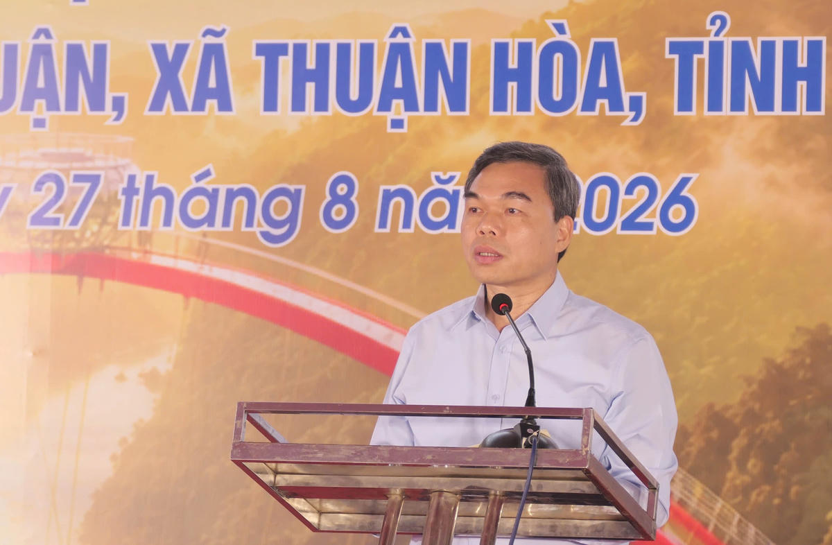 Phó Bí thư Tỉnh ủy, Chủ tịch Ủy ban MTTQ Việt Nam tỉnh Tuyên Quang  Ma Thế Hồng phát biểu tại lễ khởi công.