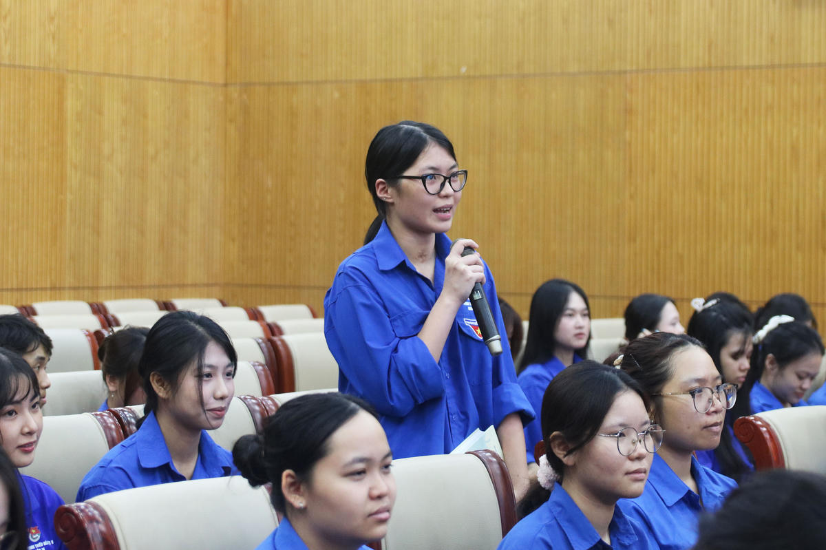 Khơi dậy khát vọng cống hiến, thực hành theo Di chúc của Bác