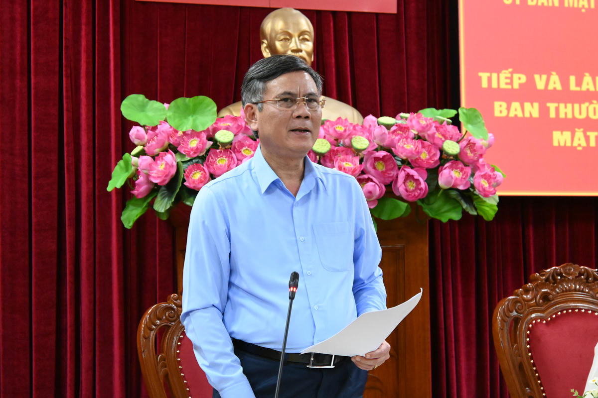 Ông Trần Thắng, Phó Chủ tịch Ủy ban Trung ương MTTQ Việt Nam phát biểu tại hội nghị. Ảnh Thanh Lâm
