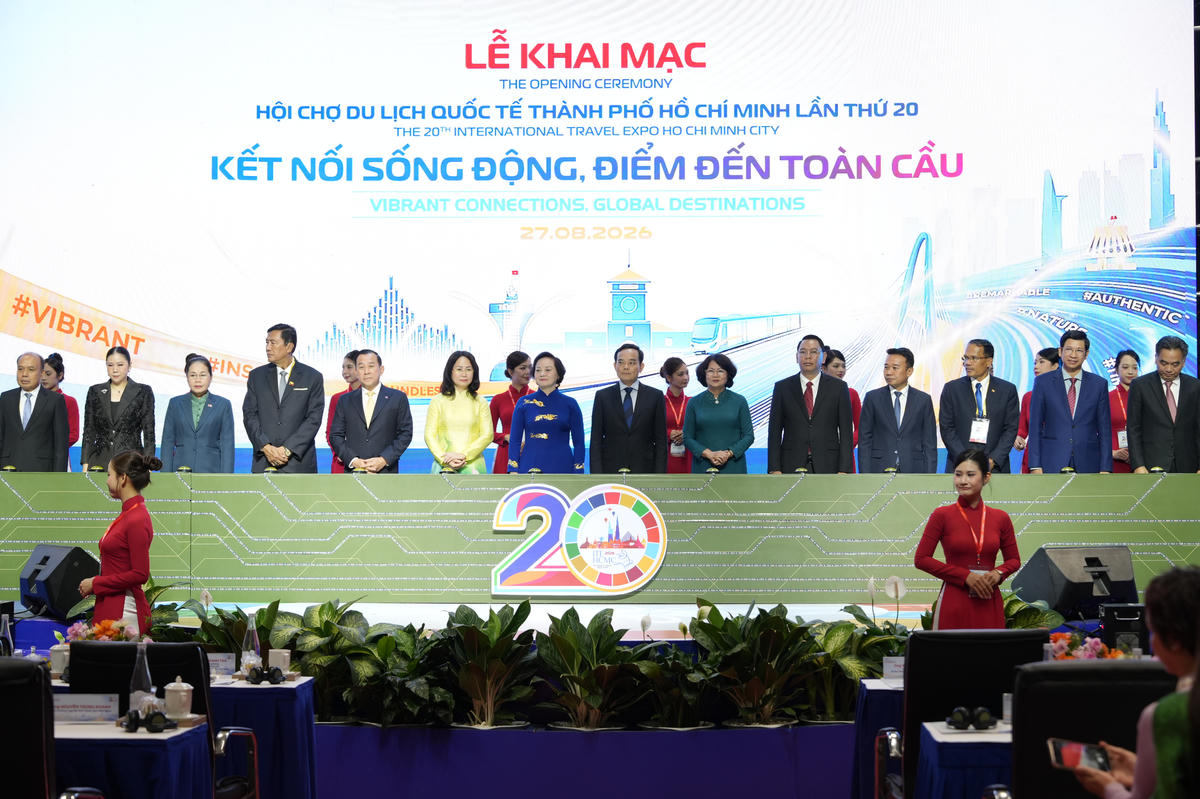 Các đại biểu thực hiện nghi thức khai mạc ITE 2026. Ảnh: H.M