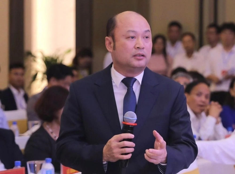 Phó Chủ tịch UBND tỉnh Cao Văn Cường giải trình thêm về một số kiến nghị liên quan đến lĩnh vực nông nghiệp, môi trường... Ảnh: Phong Sắc
