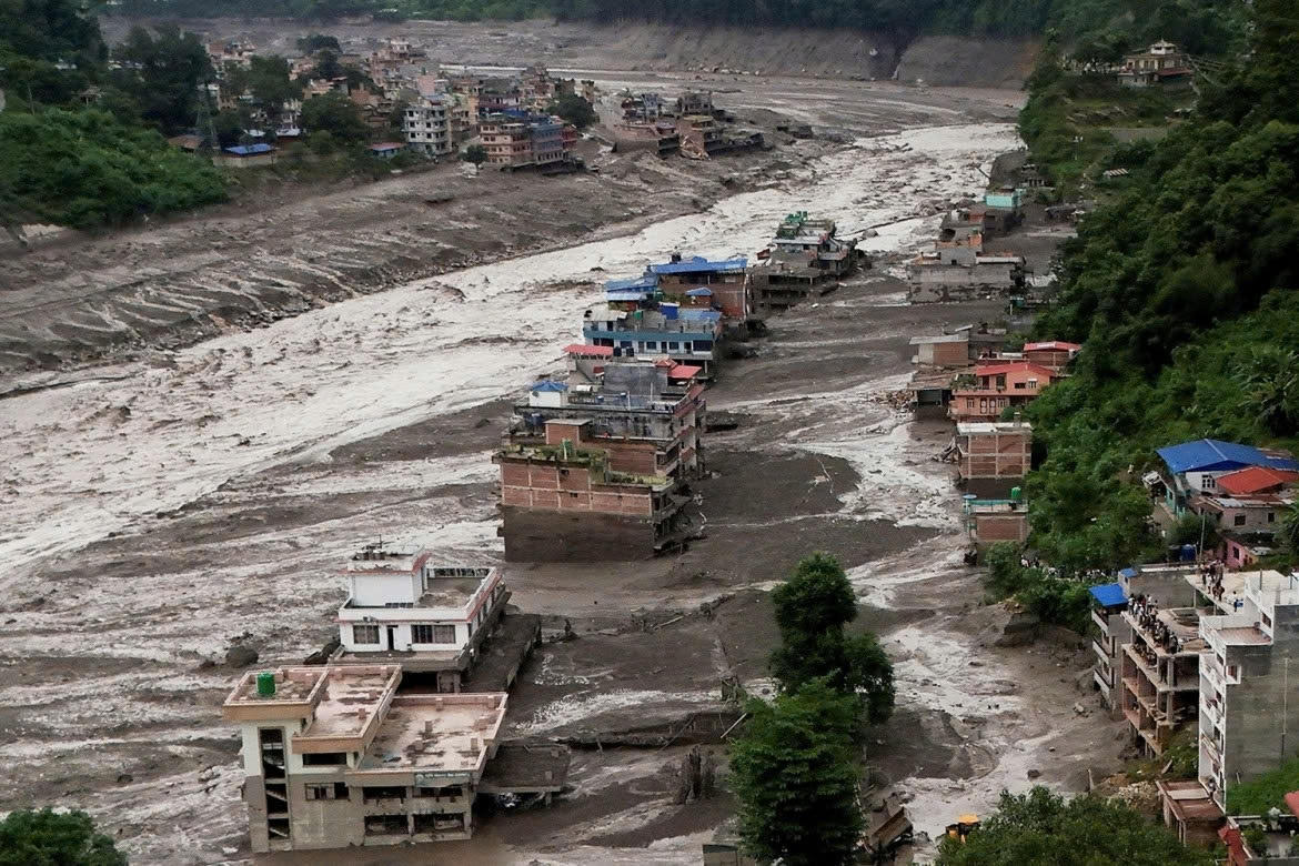 Bộ Ngoại giao thông tin tình hình công dân Việt Nam sau lũ quét ở biên giới Nepal - Trung Quốc