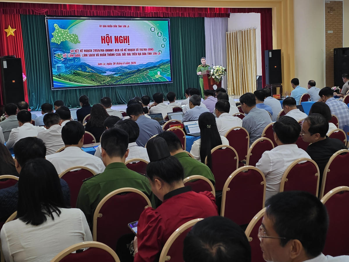 Quang cảnh hội nghị. Ảnh: T.H.
