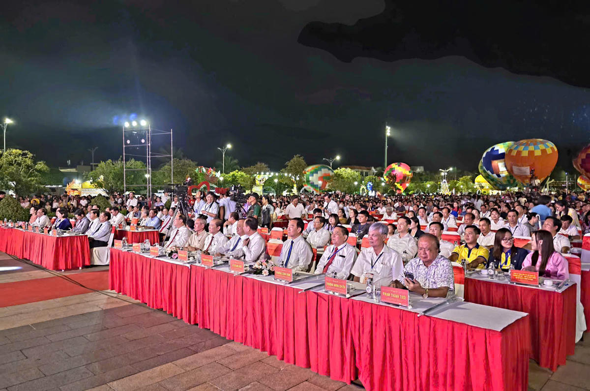 Quang cảnh Lễ khai mạc. Ảnh: Nguyên Du