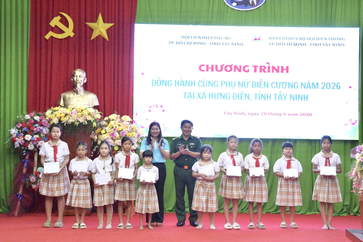'Đồng hành cùng phụ nữ biên cương' tỉnh Tây Ninh