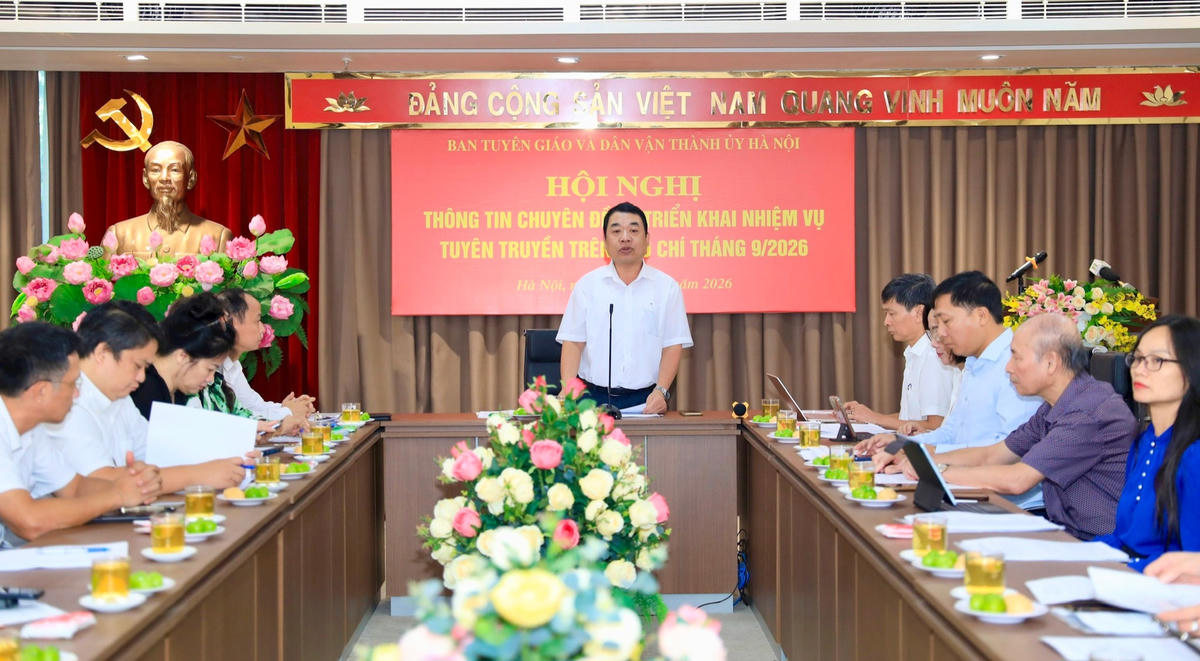 Phó Trưởng ban Tuyên giáo và Dân vận Thành ủy Đào Xuân Dũng chủ trì hội nghị.