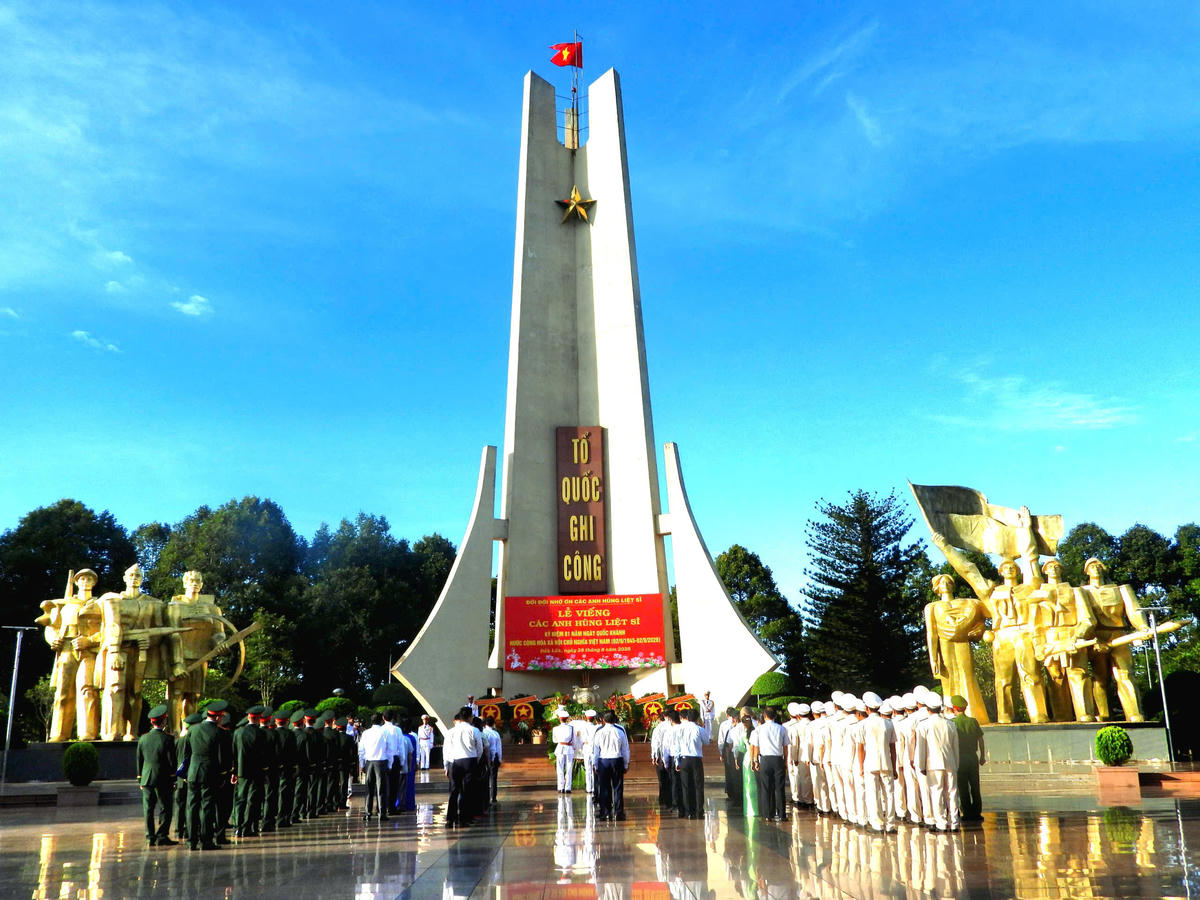 Nghĩa trang liệt sĩ tỉnh Đắk Lắk. Ảnh: Tiến Đạt.
