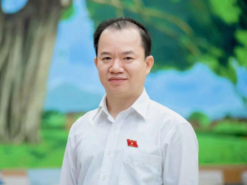 PGS.TS Bùi Hoài Sơn.