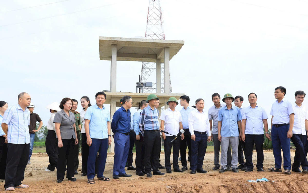 Ông Thắng nhấn mạnh, trong bối cảnh mùa mưa bão năm 2026 được dự báo còn diễn biến phức tạp, công tác phòng, chống thiên tai phải được đặt lên hàng đầu tại Đa Phúc và Trung Giã.