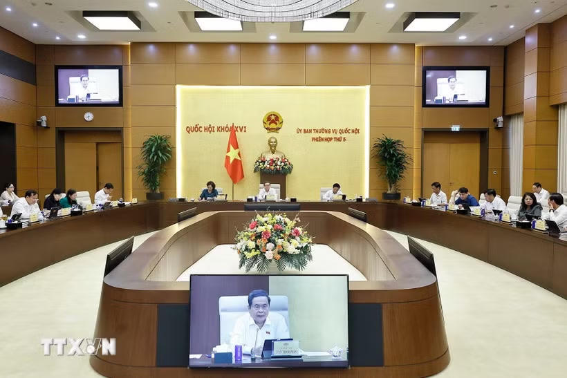 Một phiên họp của Ủy ban Thường vụ Quốc hội. (Ảnh: Doãn Tấn/TTXVN).
