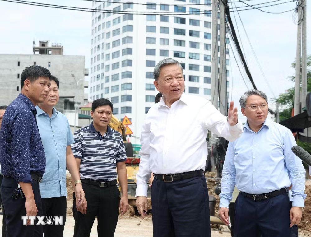 ttxvn-tong-bi-thu-chu-tich-nuoc-kiem-tra-thuc-dia-mot-so-du-an-trong-diem-3.jpg