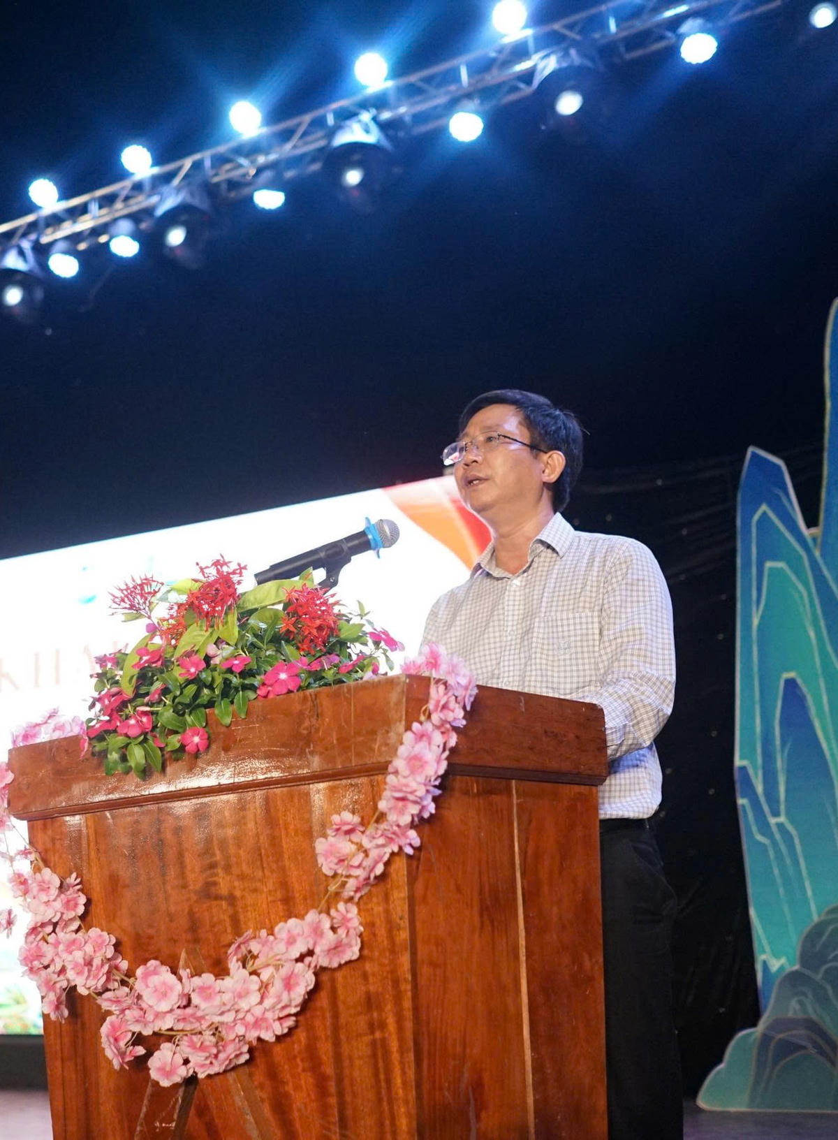 Trải nghiệm văn hóa Cơ Tu tại Tuần lễ du lịch Đánh thức đại ngàn 
