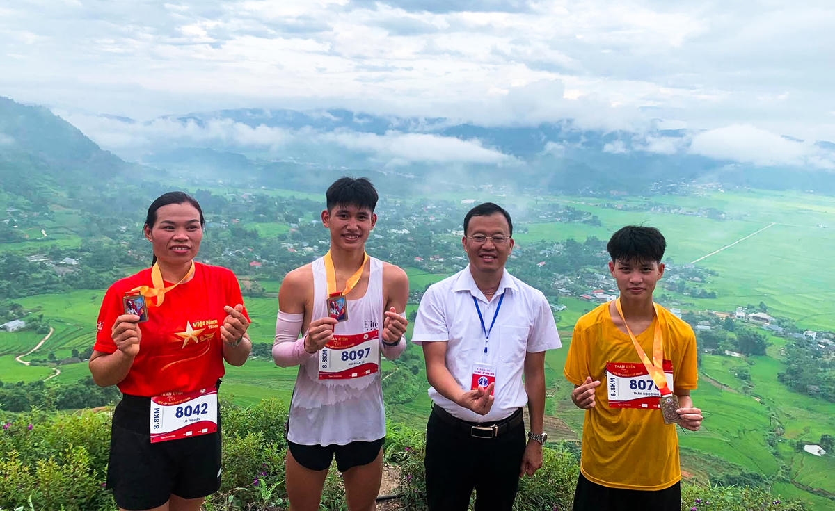 Điểm nhấn của giải là các cung đường gắn với cảnh quan, đời sống nông thôn, cánh đồng Mường Than và chinh phục đỉnh view Hua Than mang đến những trải nghiệm thú vị cho người tham gia.  Kết thúc giải, Ban Tổ chức đã trao 38 giải cho các vận động viên và đội có thành tích cao. 