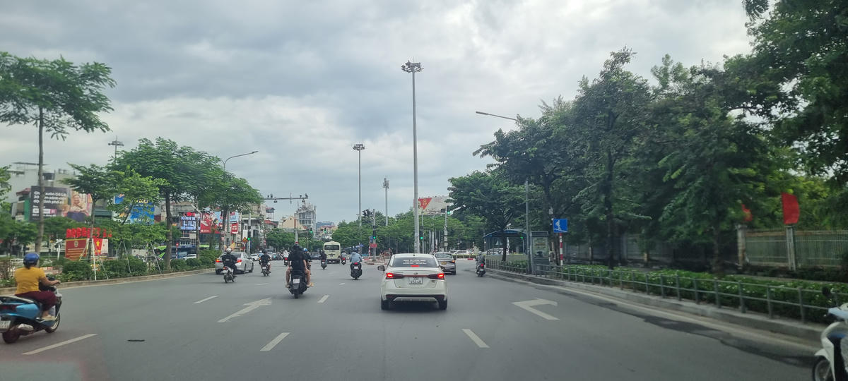 Ngã tư Đại Cồ Việt - Lê Duẩn cũng thông thoáng. Ảnh: Nam Anh.