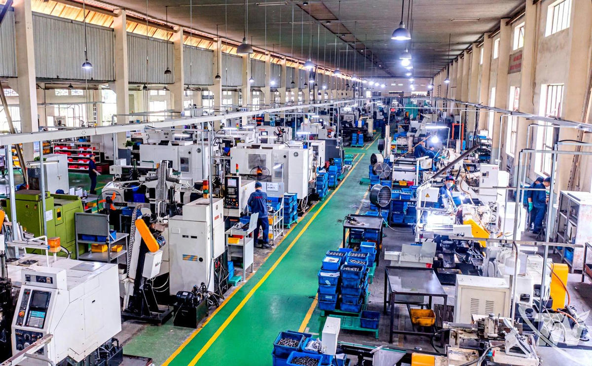 Lãnh đạo tỉnh Thái Nguyên chỉ đạo các ngành hỗ trợ doanh nghiệp làm thủ tục đầu tư khi đến với tỉnh.