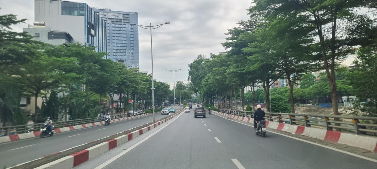 Tuyến đường Láng. Ảnh: Nam Anh.