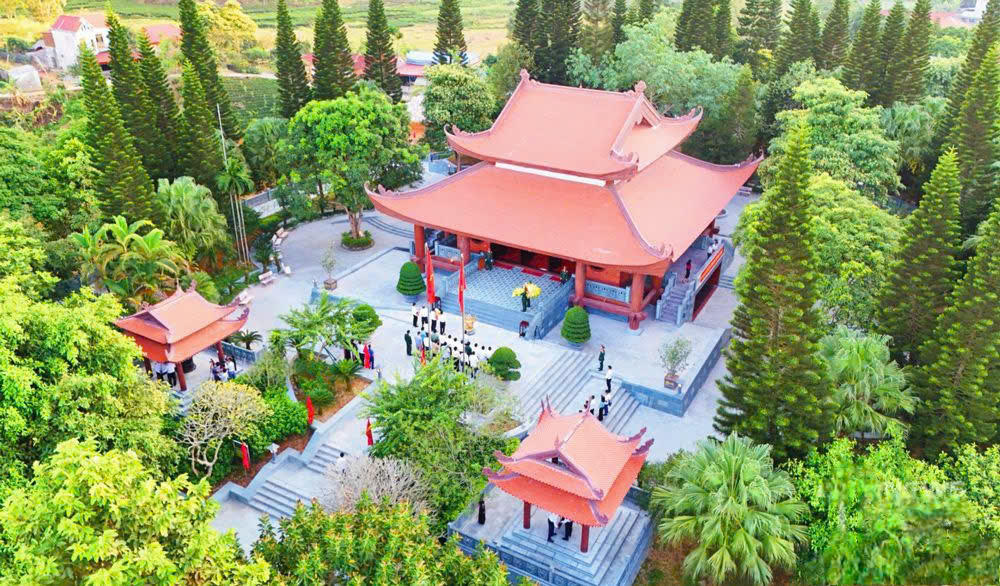 Nhà thờ Bác Hồ tại Khu di tích lịch sử Quốc gia đặc biệt ATK Định Hóa.
