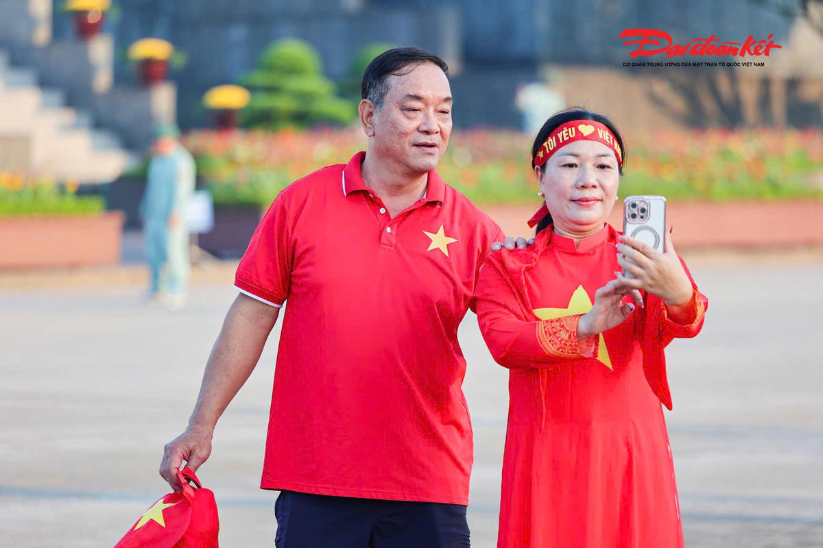 Xúc động lễ thượng cờ sáng Quốc khánh 2/9 tại Quảng trường Ba Đình
