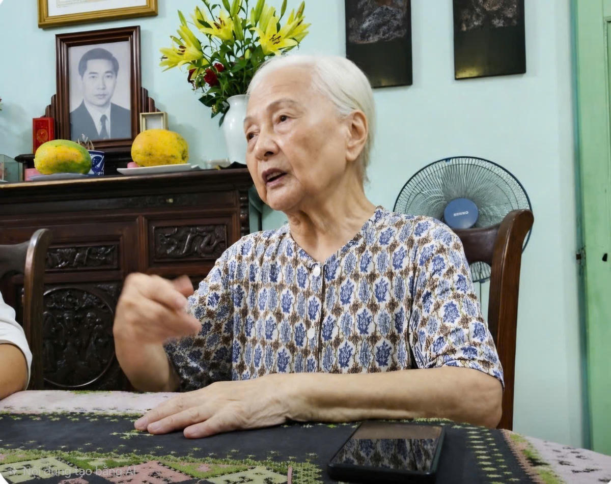 Bà Phúc nhớ lại những ngày tham gia Mặt trận Việt Minh.