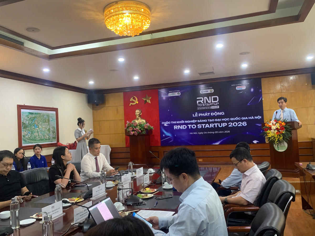 Quang cảnh lễ phát động.