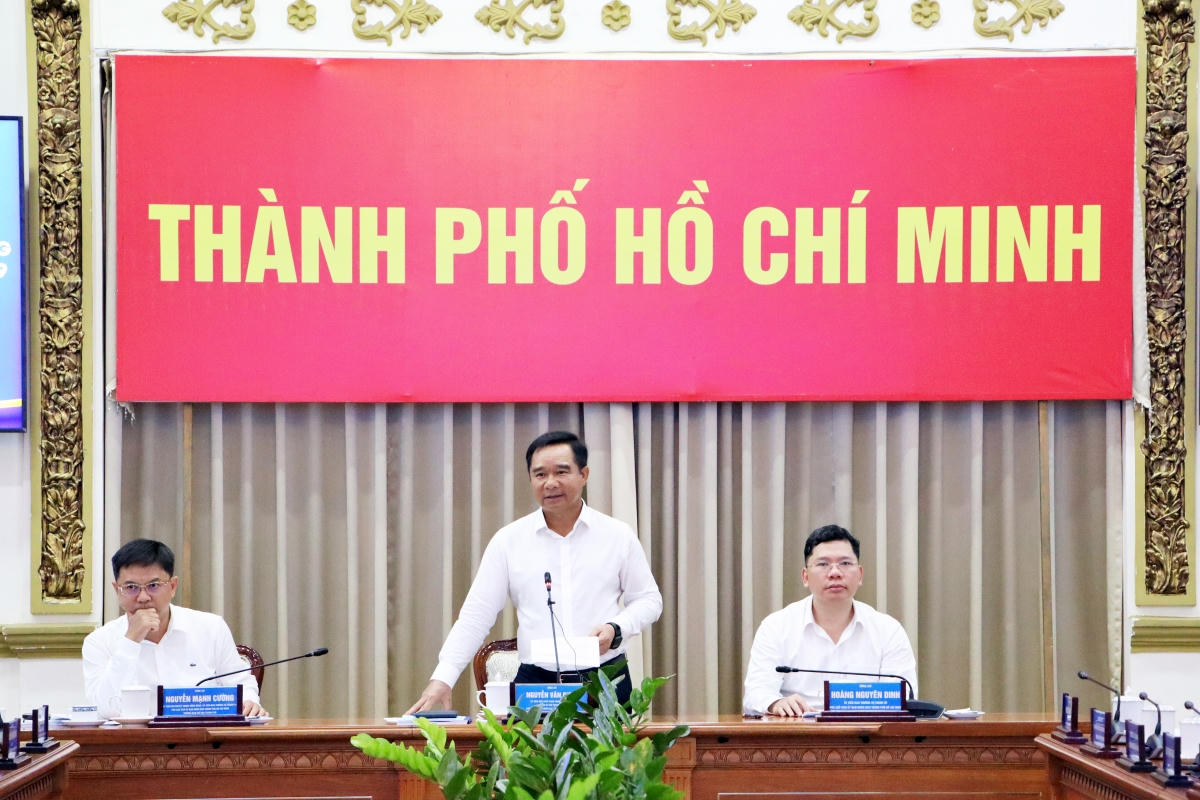 Ông Nguyễn Văn Được - Chủ tịch UBND TPHCM phát biểu khai mạc hội nghị. Ảnh: T.D