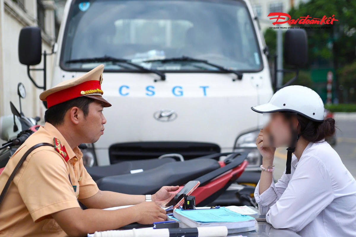Danh sách các trường hợp học sinh vi phạm cũng sẽ được tổng hợp, thông báo về Sở Giáo dục và Đào tạo TP Hà Nội để phối hợp quản lý, giáo dục.