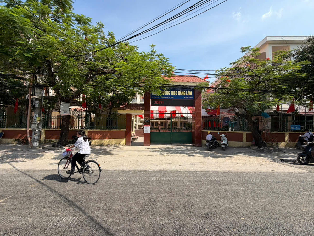 Hải Phòng: Gỡ ‘điểm nghẽn’ giao thông trước thềm năm học mới