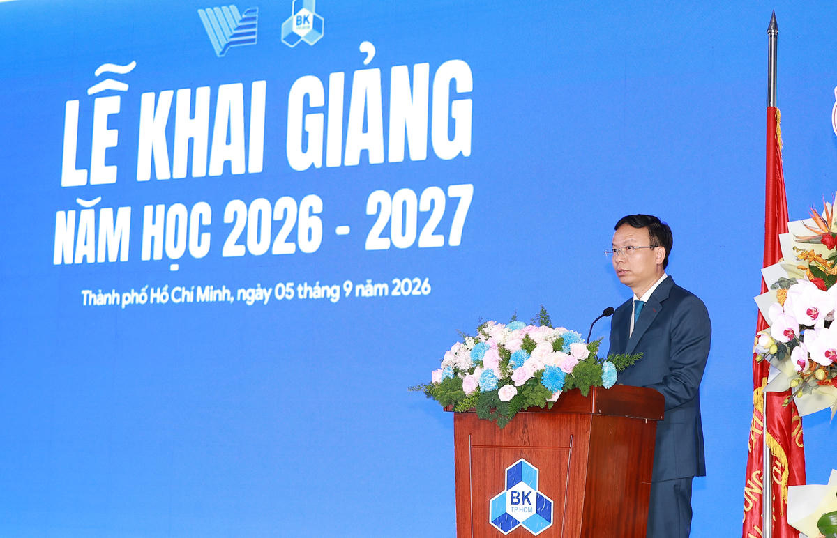 GS.TS Mai Thanh Phong, Hiệu trưởng Trường Đại học Bách khoa TPHCM phát biểu tại buổi lễ. Ảnh: Đ.X.