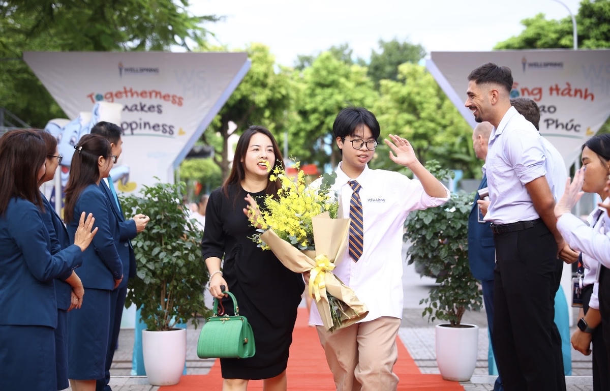Học sinh Hà Nội hân hoan đón năm học mới với nhiều niềm vui và kỳ vọng