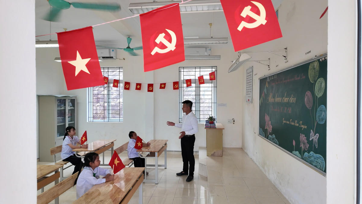 Ngày hội khai trường nơi đảo tiền tiêu của Quảng Ninh