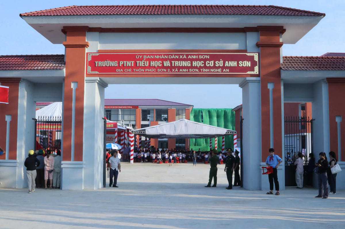 Trường Phổ thông nội trú Tiểu học và THCS Anh Sơn, xã Anh Sơn, tỉnh Nghệ An nơi theo học của gần 1.500 học sinh trong năm học 2026-2027. Ảnh: ĐB