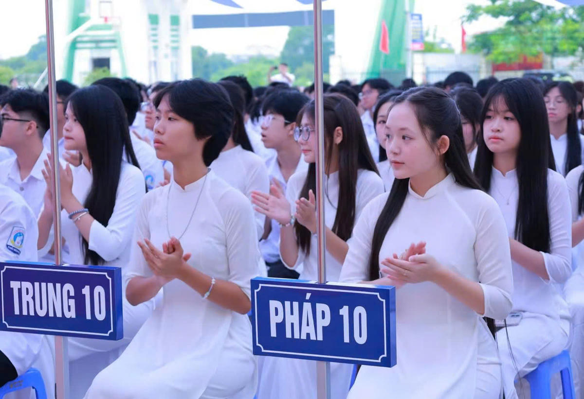 Nhà trường tham gia các hoạt động nghiên cứu khoa học, STEM, khởi nghiệp và các kỳ thi khu vực đạt kết quả tích cực.