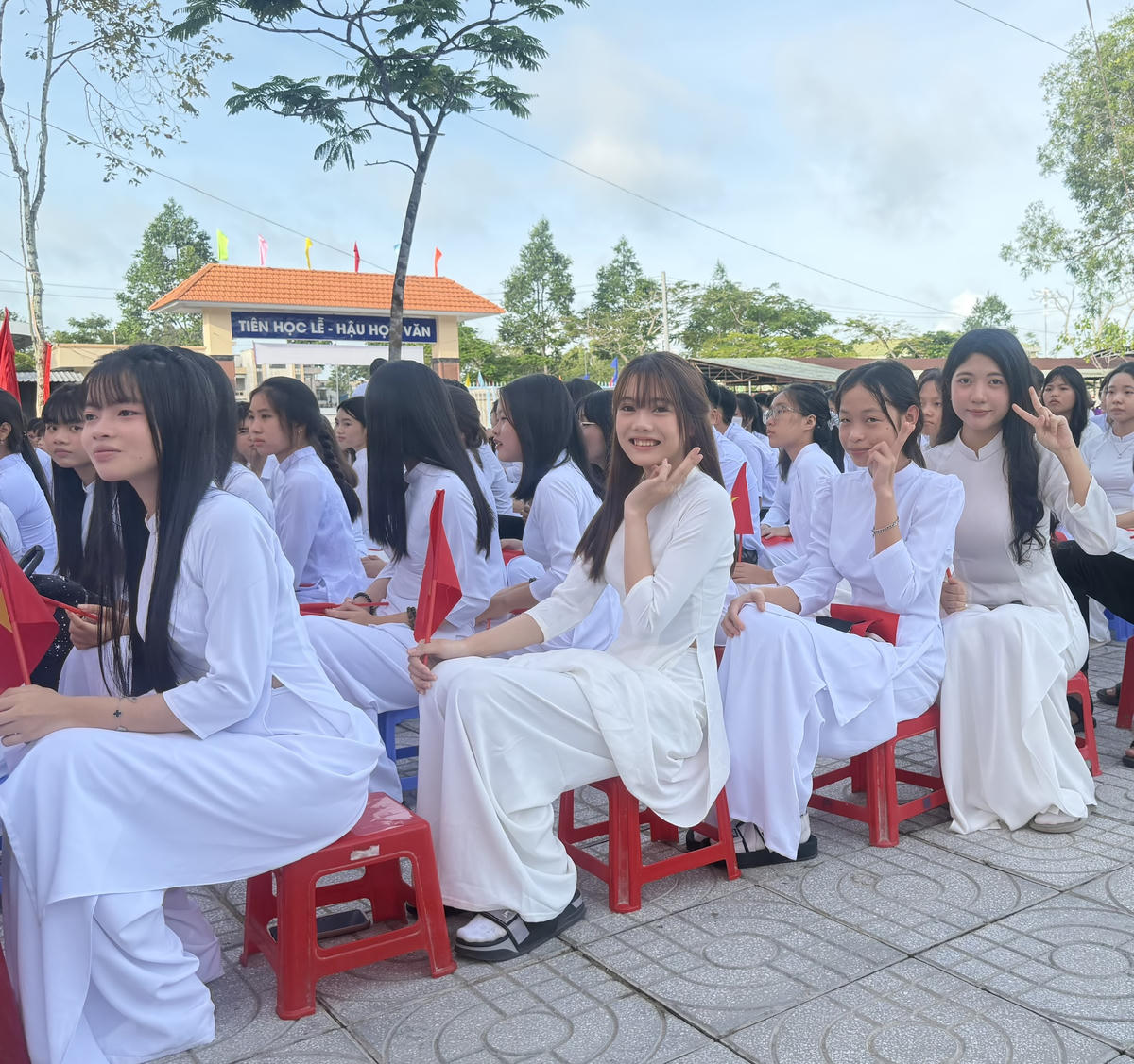 Hơn 680.000 học sinh Cần Thơ bước vào năm học mới