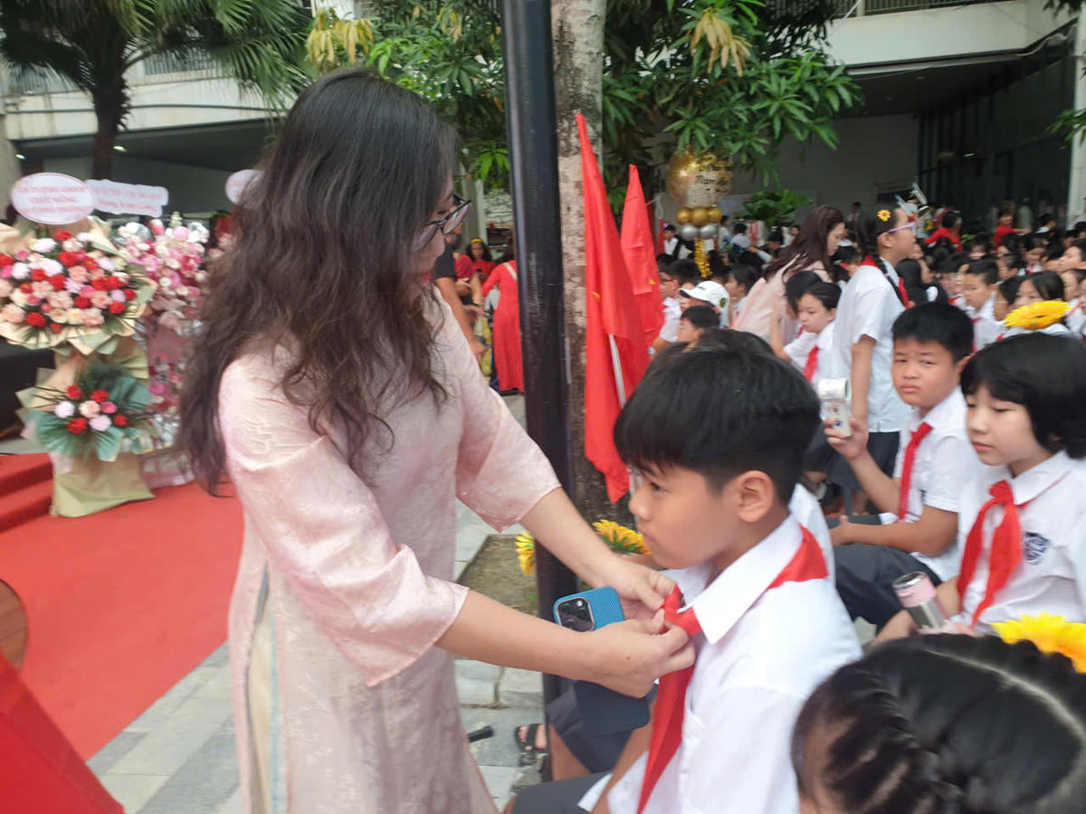 Học sinh Hà Nội hân hoan đón năm học mới với nhiều niềm vui và kỳ vọng