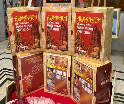 “Almanach những nền văn minh thế giới” là công trình sách khảo cứu, hệ thống hóa phổ biến kiến thức về 8 nền văn minh lớn của nhân loại và hơn 400 Di sản thế giới được UNESCO ghi nhận tại hơn 100 quốc gia, được xây dựng theo phương thức bách khoa - niên biểu - thư viện khoa học, trở thành một "thư viện" thu nhỏ về kho tàng tri thức của nhân loại, tạo dấu ấn lâu dài trong đời sống học thuật và văn hóa đọc Việt Nam. Tác phẩm có sự tham gia của Hội đồng biên soạn cùng hơn 800 tác giả, chuyên gia, cộng tác viên trong nước và quốc tế, được xuất bản, bổ sung tái bản trong suốt 30 năm (1996-2026).