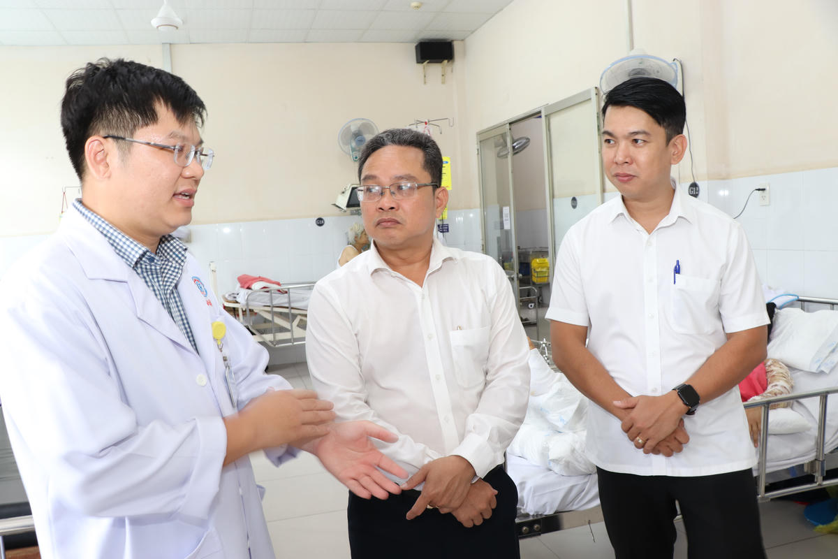 TPHCM: Thăm hỏi nạn nhân vụ cháy ở phường Đông Hưng Thuận khiến 2 người thương vong