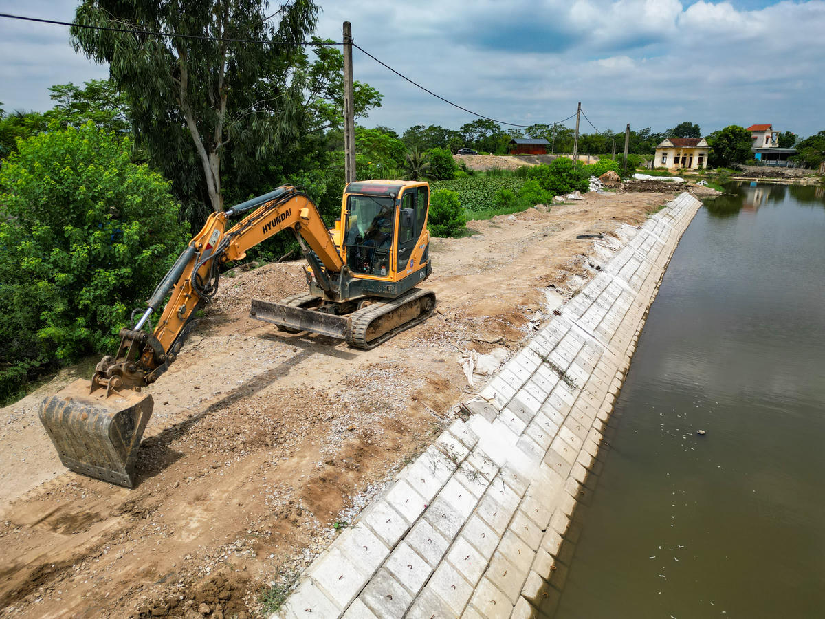 Dự án có tổng mức đầu tư 698 tỷ đồng, thời gian thực hiện từ năm 2023-2027. Phạm vi dự án trải dài trên địa bàn các xã Hoạt Giang, Lĩnh Toại, Tống Sơn, Ba Đình, Nga Thắng, Nga Sơn, Hồ Vương và Tân Tiến. Ảnh: Đình Minh