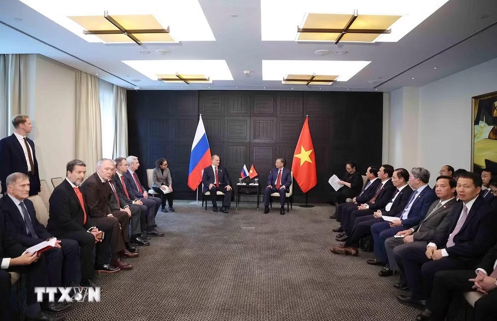 ttxvn-tong-bi-thu-chu-tich-nuoc-to-lam-tiep-chu-tich-dang-cong-san-nga2.jpg