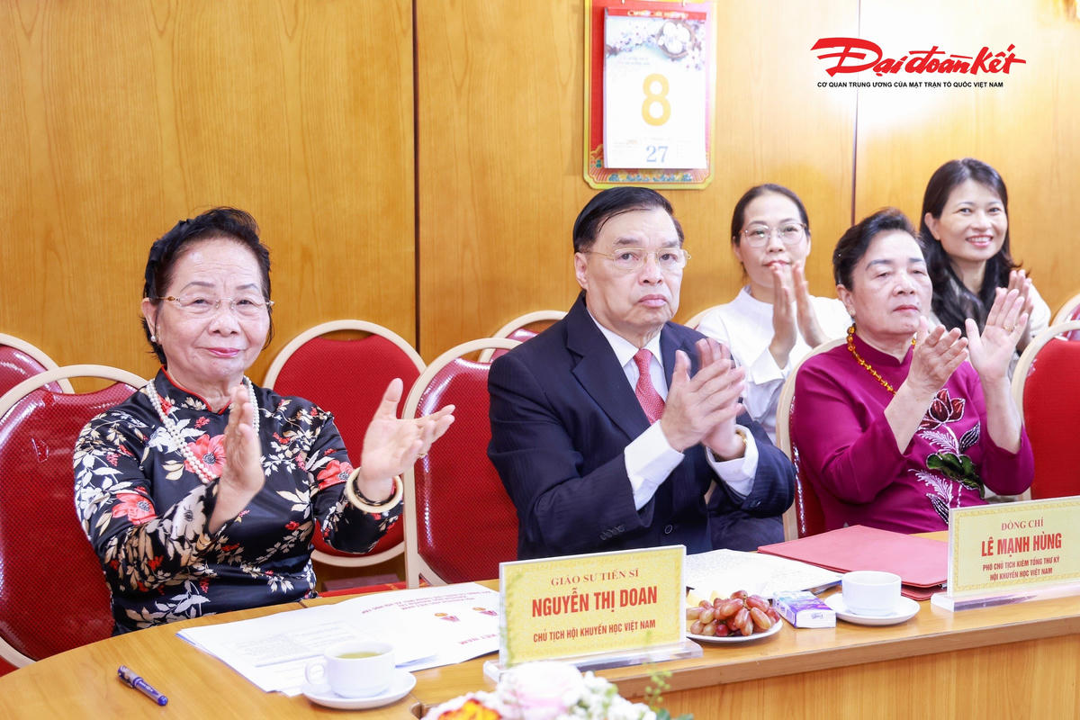  Các đại biểu tham dự buổi lễ. Ảnh: Quang Vinh.
