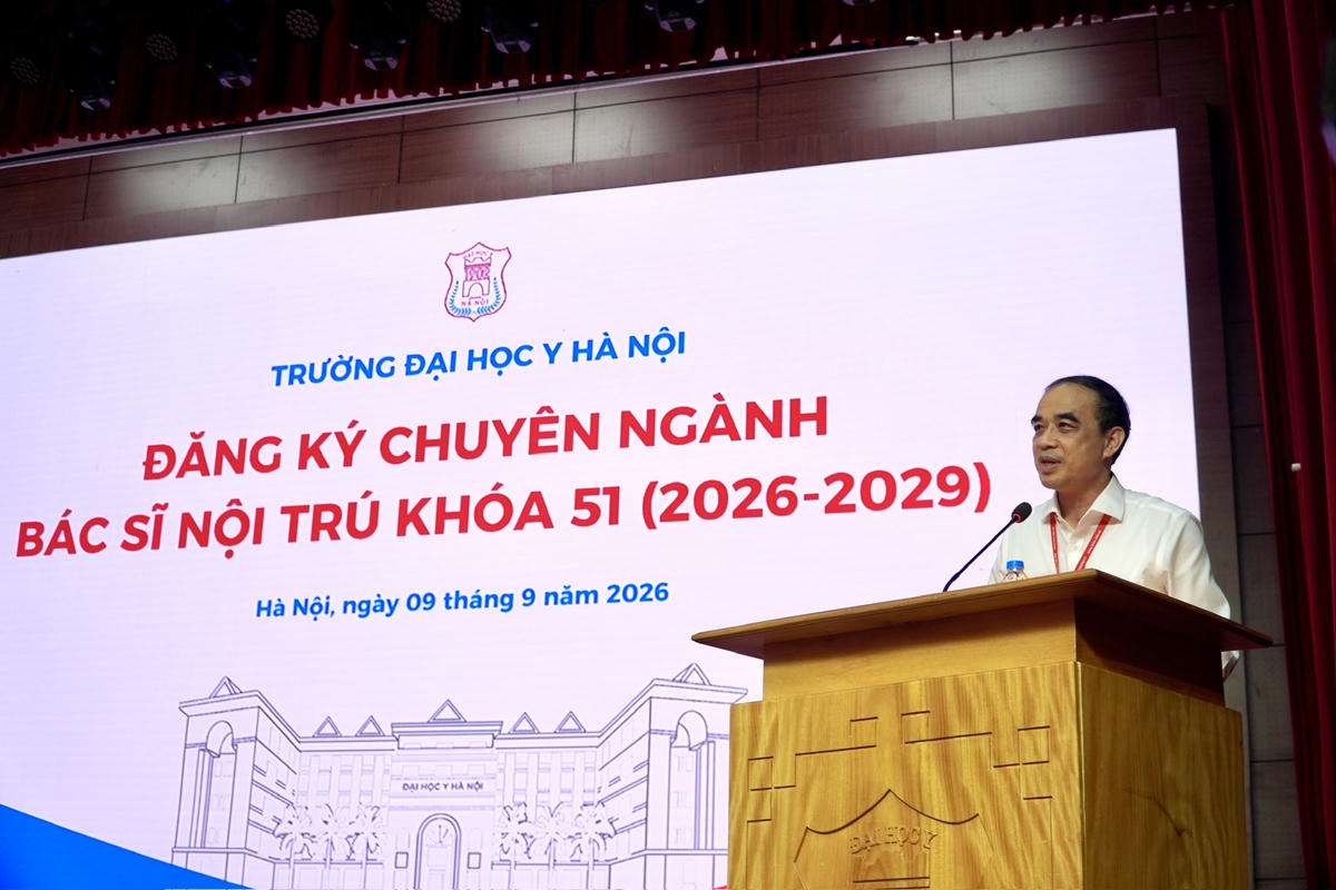 GS.TS Nguyễn Hữu Tú - Hiệu trưởng Trường Đại học Y Hà Nội phát biểu tại sự kiện.