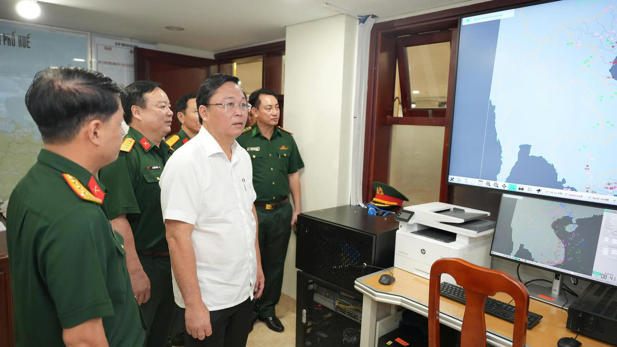 Ông Lê Trí Thanh, Chủ tịch UBND thành phố Huế nhấn mạnh, người đứng đầu địa phương phải chịu trách nhiệm nếu không chủ động triển khai, tuyệt đối không để xảy ra tình trạng “nước đến chân mới nhảy”.