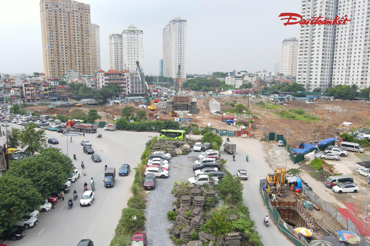 Dự án nút giao Phạm Tu - đường 70 thuộc dự án đầu tư xây dựng đường giao thông bao quanh khu tưởng niệm danh nhân Chu Văn An với đường 70, gồm tuyến đường Phan Trọng Tuệ - nút đường Phạm Tu - đường 70.