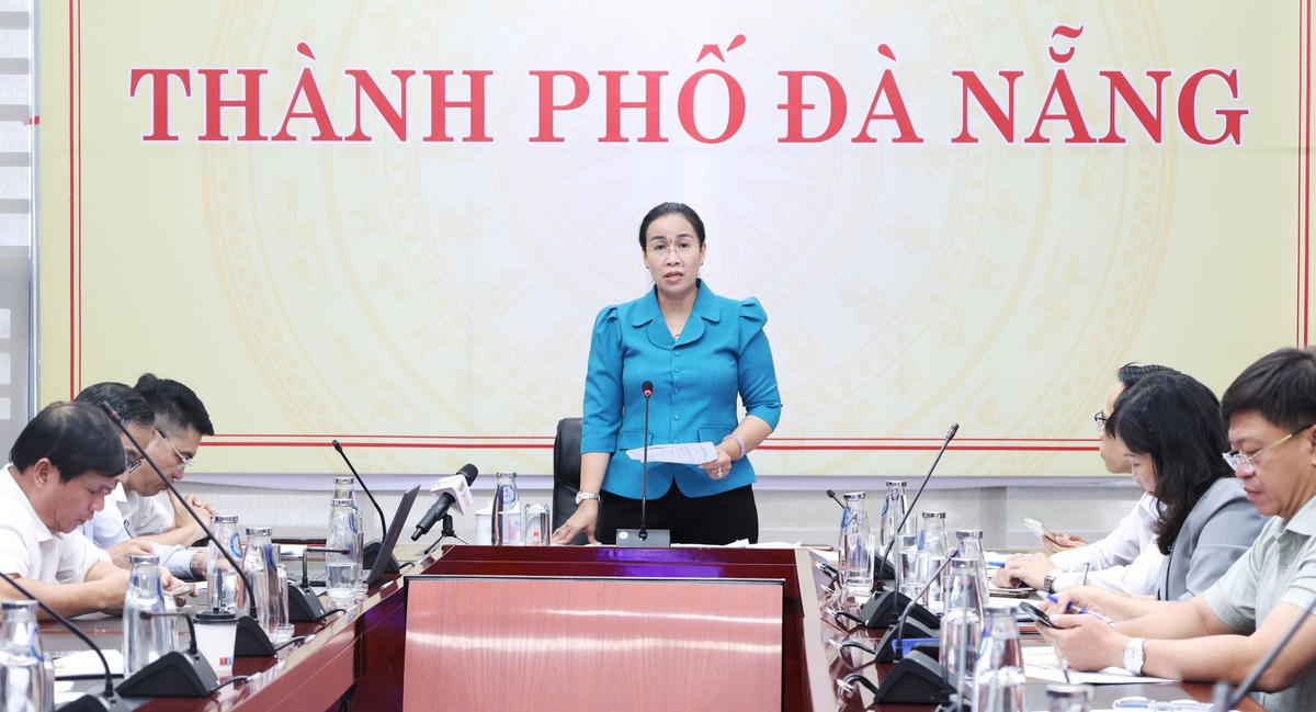 Phó Chủ tịch UBND TP Đà Nẵng Nguyễn Thị Anh Thi phát biểu tại buổi làm việc. Ảnh: NH.