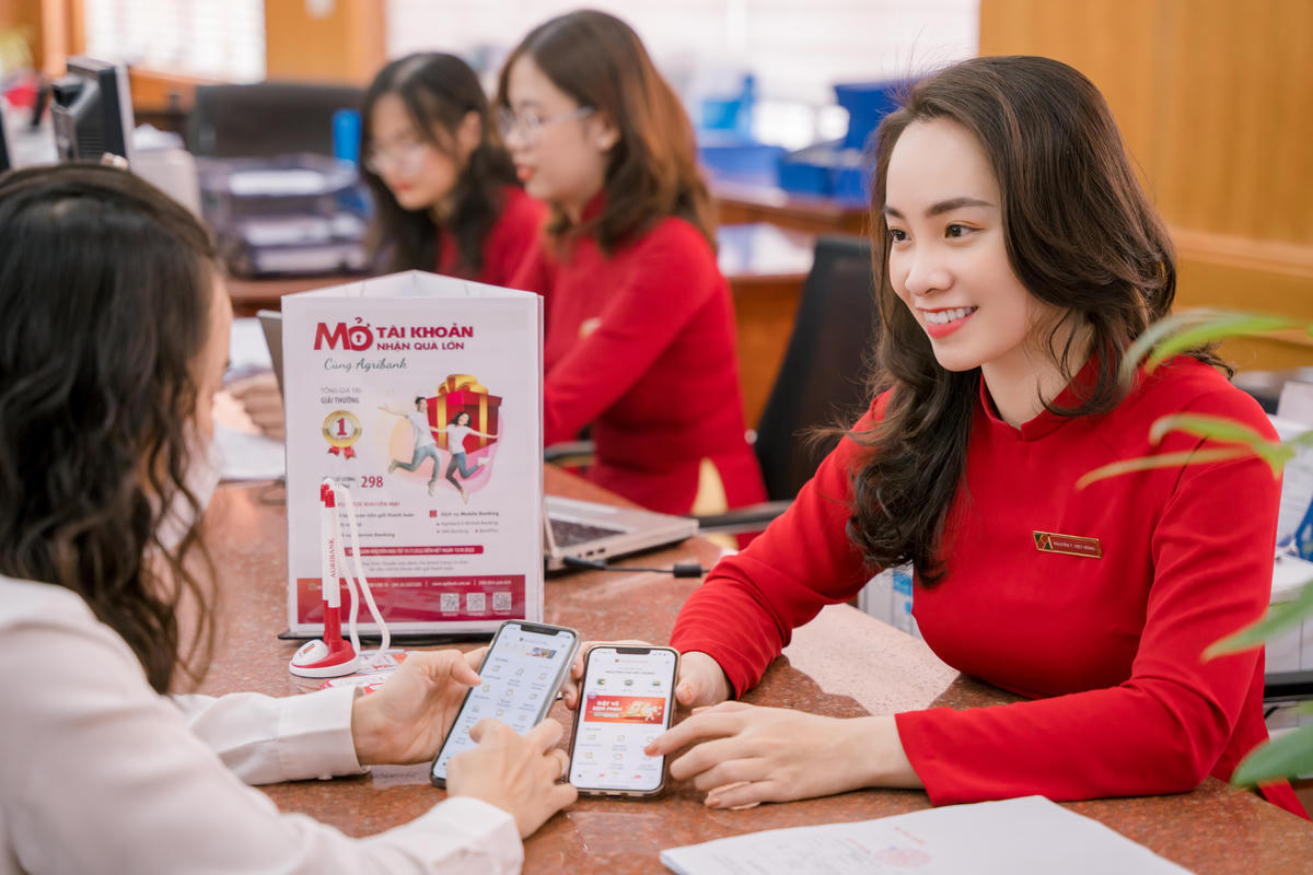 Agribank hưởng ứng phong trào thi đua tăng trưởng bền vững ngành ngân hàng.
