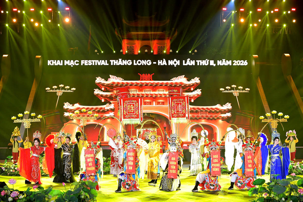 Các tiết mục mang dấu ấn văn hóa vùng miền.