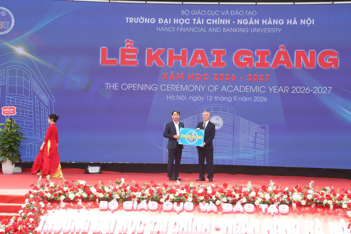 FBU khai giảng năm học 2026-2027, chào đón tân sinh viên khóa 15