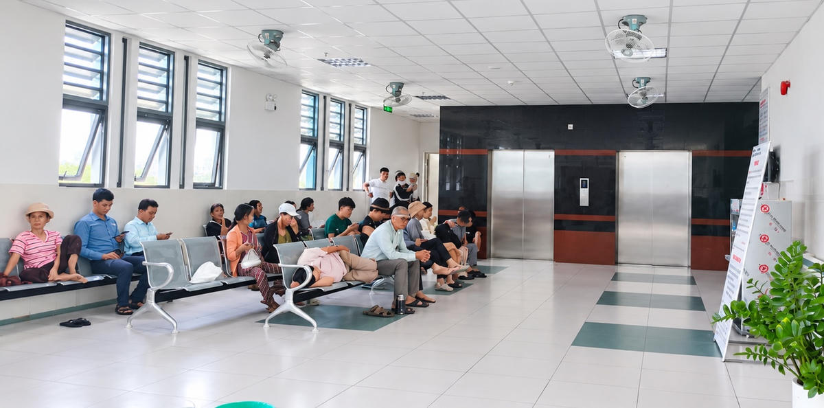 Một số tầng của Khu điều trị kỹ thuật cao đưa vào hoạt động. Ảnh: Chí Đại.