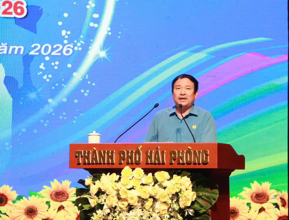 Ông Nguyễn Anh Tuân, Chủ tịch LĐLĐ TP Hải Phòng phát biểu tại hội nghị. Ảnh: VD. 